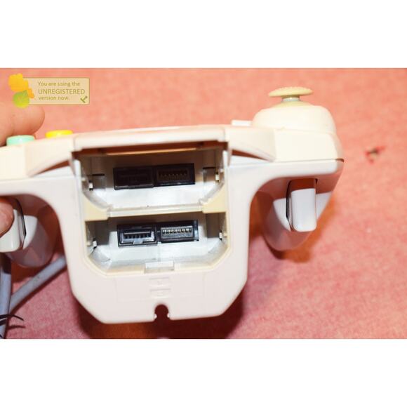 Sega DreamCast Game Controller HKT-7700 - Picture 9 of 10